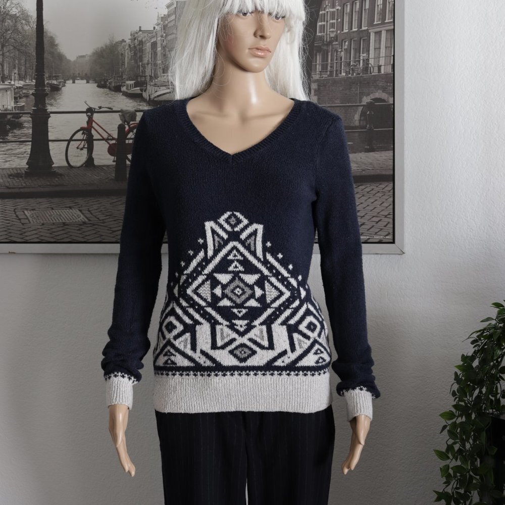 TOP Hollister Navy & Gray Geometric Knit Sweater - S - Super Soft Cozy Pullover - Picture 3 of 8